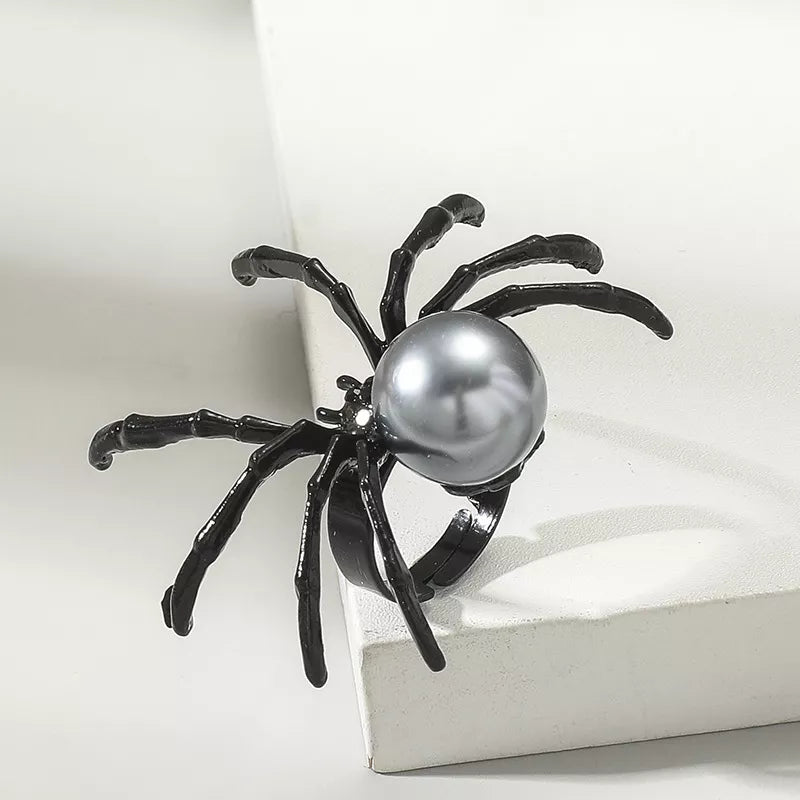 Halloween Spider Pearl Ring - alternate ring view