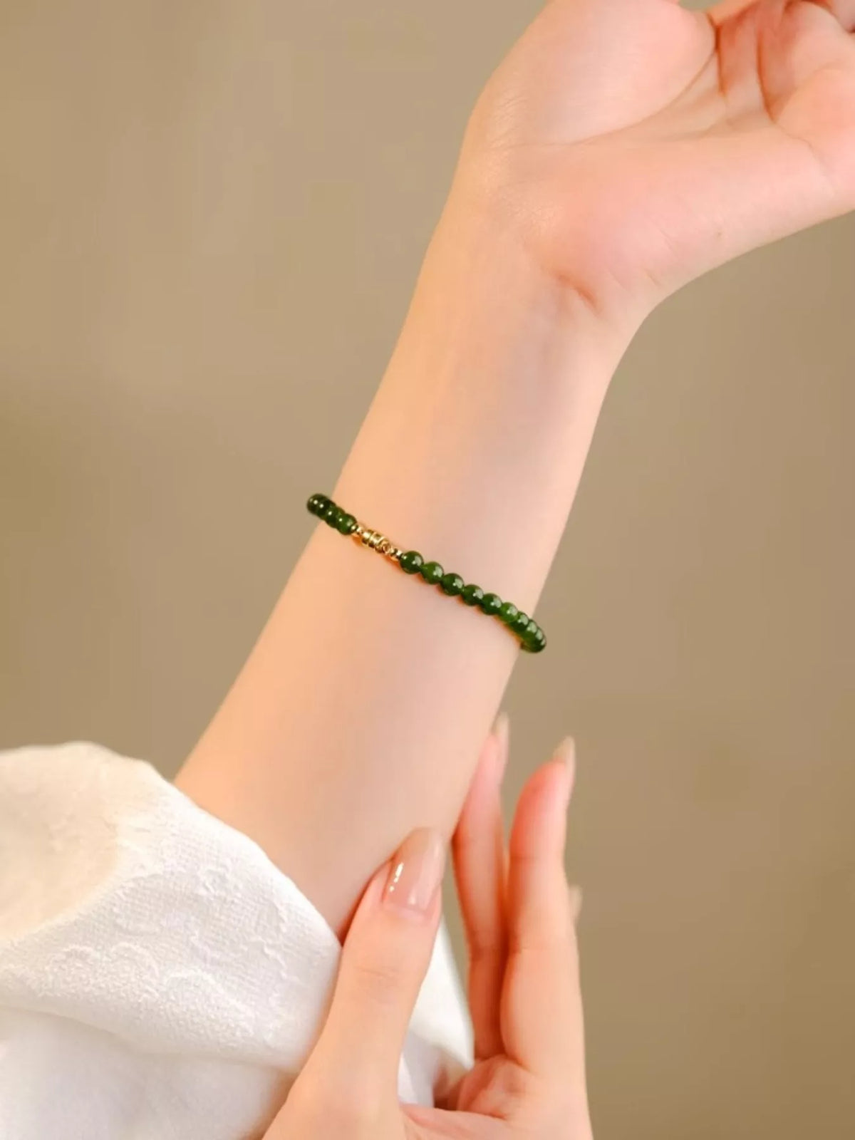 Agate Beaded Bracelet - alternate jewelry view