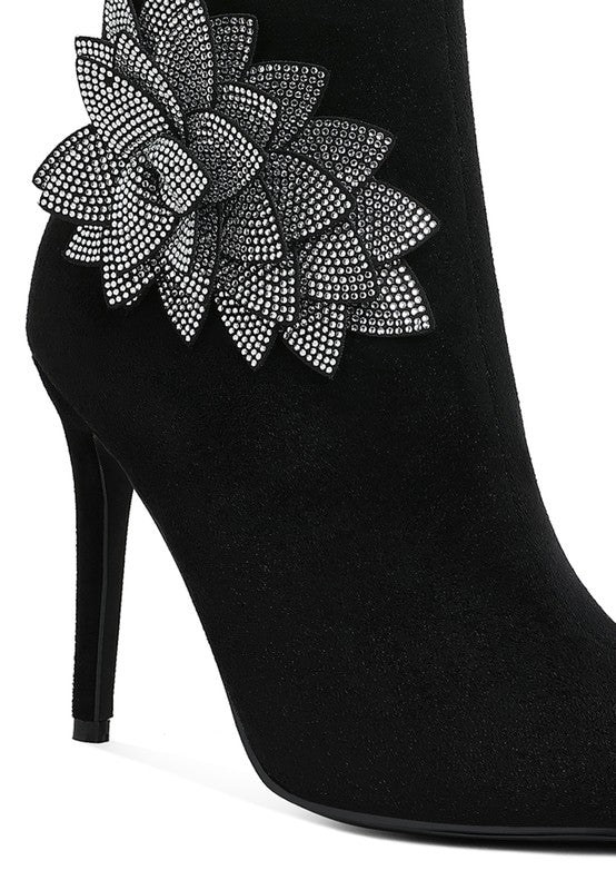 Rhinestones Petal Detail Boots