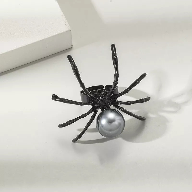 Halloween Spider Pearl Ring - alternate ring view