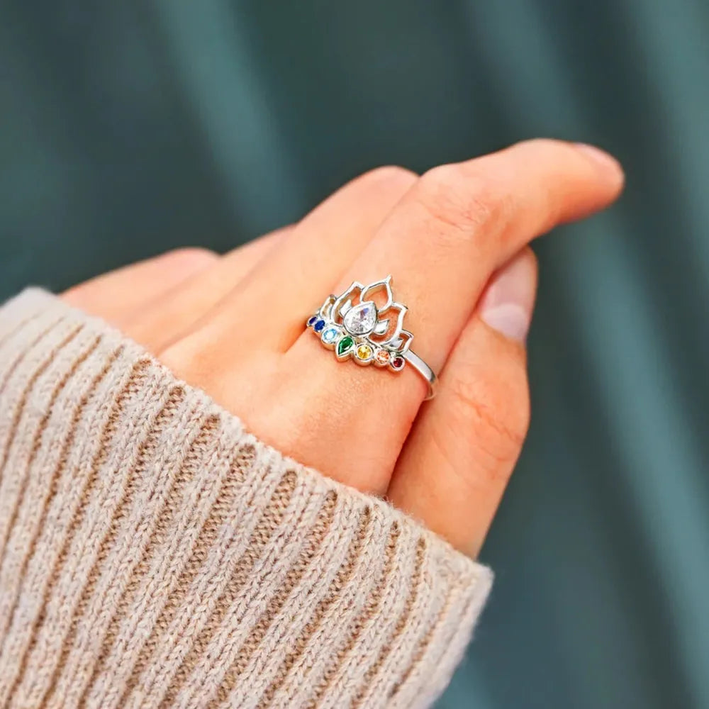 Sterling Silver Inlaid Zircon Lotus Shape Ring in Silver - women's ring