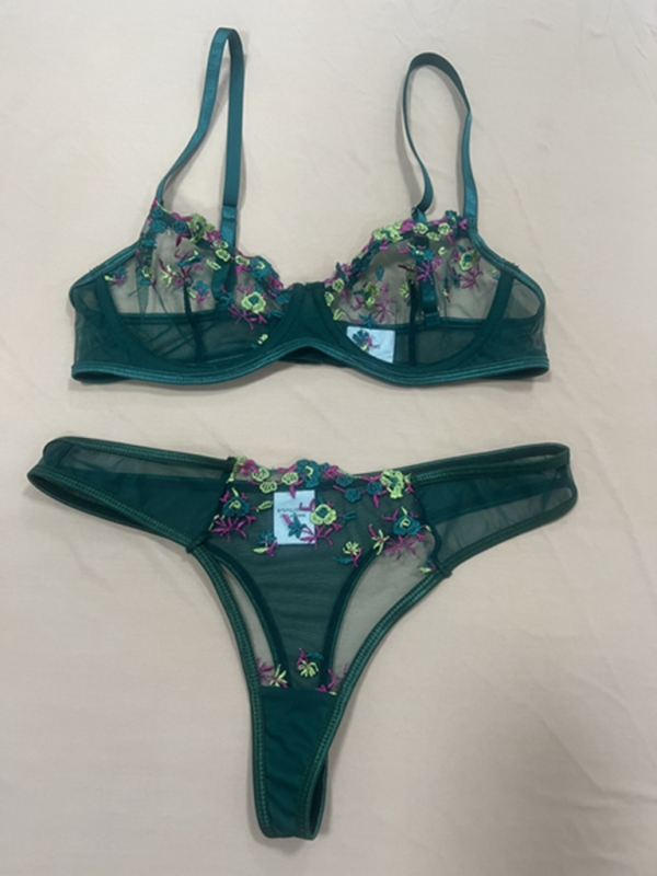 Floral Embroidered Bra Set